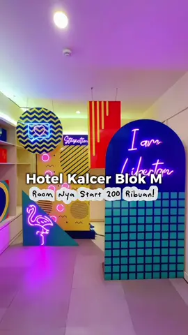 siapa yang mau pindah ke negara blok m cungg☝🏻☝🏻 nihh tidurnya disini ajaa cuma 200 ribuan udah bisa dapetin Fasilitas yang keren gini! bookingnya di tag lokasi video ini ya!!! #staycationakhirpekan #jelajahakhirpekan #healingbarengkeluarga #jelajahhepi #rekomendasihotelmurah 