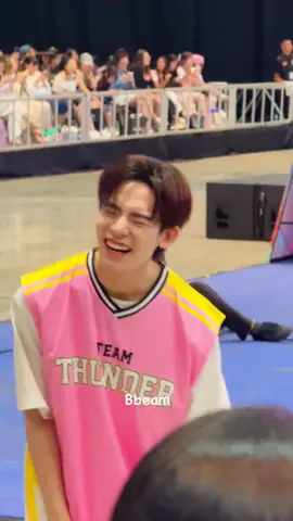 ได้เจอน้องป๋อตัวจริงใกล้ๆครั้งแรก  น้องน่ารักมาก ใจละลาย 🫠 #PorSuppakarn @porsuppakarn #DMDSPORTDAY2025 