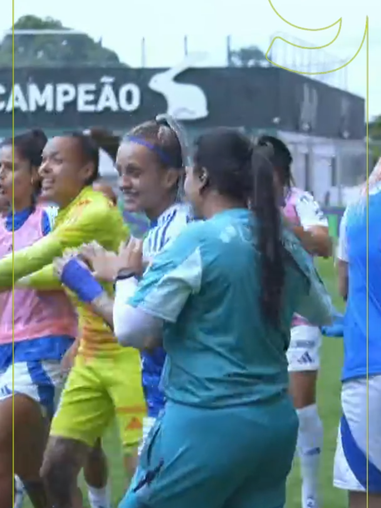 O CRUZEIRO DEIXA TUDO IGUAL! Marília aproveita cochilo da defesa do Palmeiras e marca o primeiro do time mineiro! Que jogo! #BrasileirãoFeminino #Cruzeiro #Palmeiras #futebol