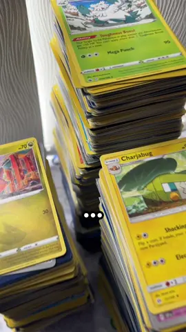 …    #pokemon #pokemontcg #pokemoncommunity #fyp #likе #views #tcg #pokemontiktok #pokemoncards #bulk #sorting 