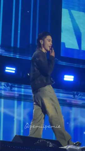 ยั่วๆ บดๆ คือแบบนี้ป่ะ 🫣 #WATERBOMBSINGAPORExJAYB #JAYB @JAY B 