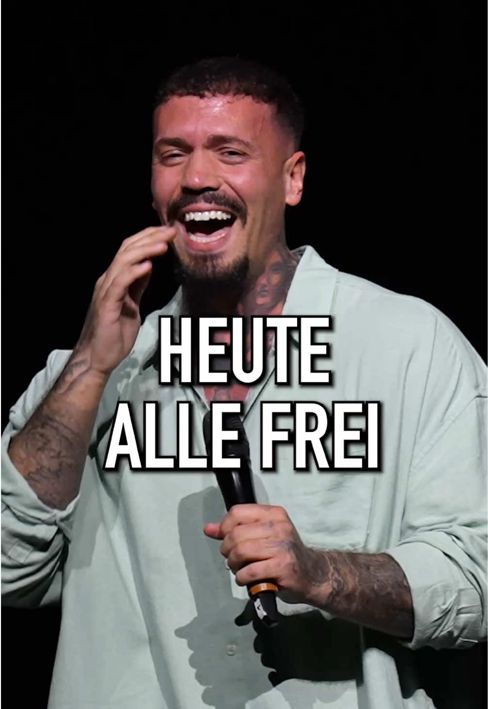 Wieder geschossen 🫣#emmveecomedy 