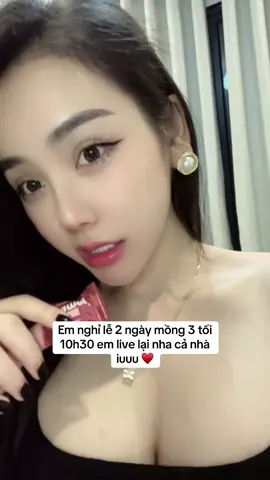 Mồng 3/9 , 10h30 tối em live mọi người nha ♥️♥️♥️ 