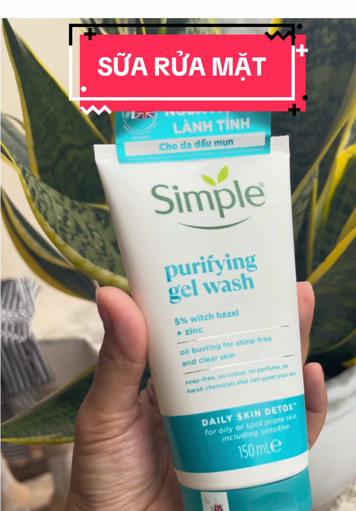 Sữa rửa mặt ngừa mụn cho da nhạy cảm Simple purifying gel wash #Simple #hoptaccungunilever #chichamchireview #suaruamat #suaruamatnguamun 
