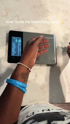 What a game changer! Do you weigh your food? ✨ #foodscale #trackingcalories #macros #healthandwellness #tiktoklabordaysale 
