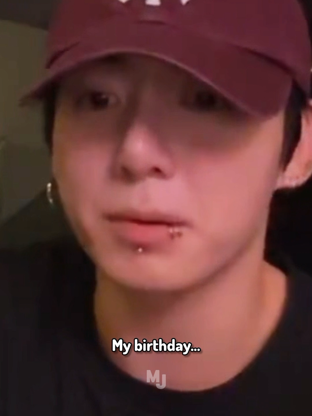 Jung Kook is live for his birthday ! #bts #jungkook #birthday #weverse #live 