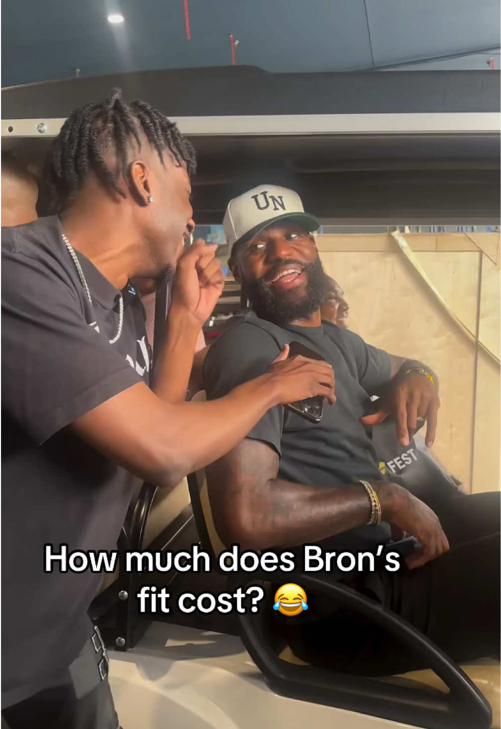 “If it’s free, it’s for me.” - #LeBron 😂 (via @ChrisTooSmoove) #NBA #fashion #funny #espnsocial 