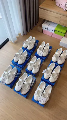 So pretty 🤍🩶 #giayadidaschinhhang #adidas #giayadidas #adidascloudwhitepink 