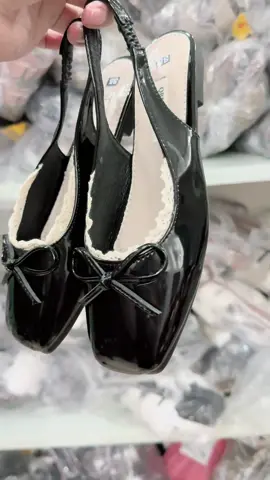 Giày hở gót cực trendyyy lun 😍 #trangshoes❤️ #viraltiktok #xinh 