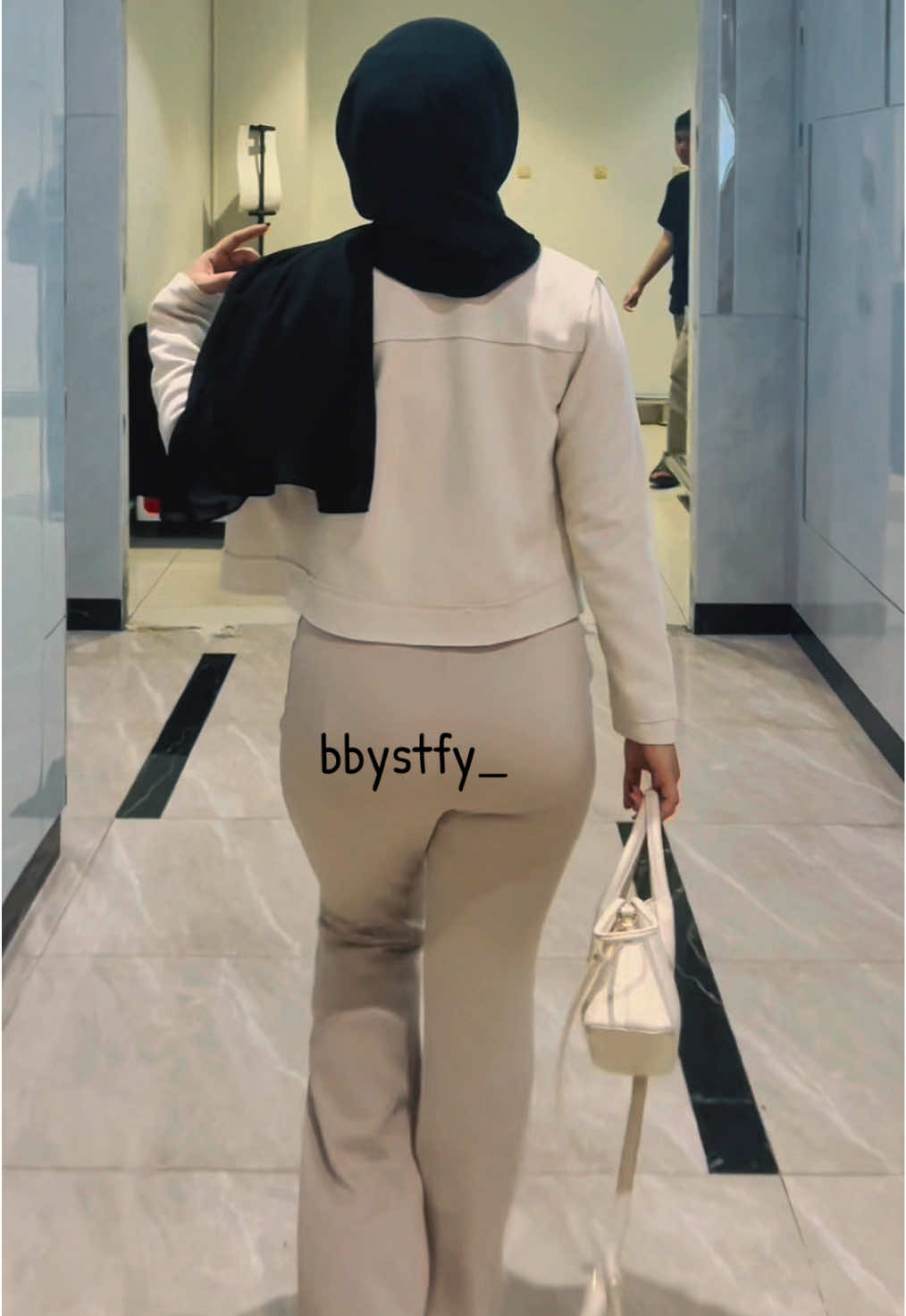 menjunjung tinggi attitude dan pola pikir diatas kecantikan🤪❤️‍🔥