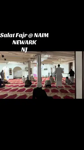 🌅 Salat al-Fajr at Masjid Mubarak (NAIM) this blessed Sunday, 31st August. Alhamdulillah for the beauty of praying together 🤲🏽. 🍞 Grab & Go breakfast followed after salat! The Prophet ﷺ said: “Prayer in congregation is 27 times more rewarding than prayer alone.” (Bukhari & Muslim).  #Alfajr #NAIM #masjidmubarak #salatfajr #grabandgo 