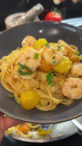 Easy Shrimp pasta 🍤🦐🥰😋🍋 -lecker, einfach & schnell 💨  👉🏻 Rezept auf YouTube 🎥⬆️⬆️ #EasyRecipe #tagesrezept #asmr #pasta #cooking 