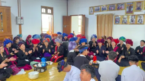 တောင်ႏကီꩻတက္ကသိုလ်ႏ အဝ်ႏညာꩻသွဥ်ထူႏပအိုဝ်ႏကျောင်ꩻသား(ခွန်/နင်ꩻ)စွိုꩻ  ပွယ်ꩻထွာနွောင်ꩻရေꩻအတာႏ ထွုမ်ႏရွဉ်တောင်ႏတာႏမတ်တန်ꩻ 