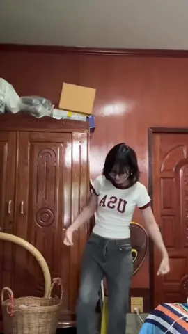 #thaigirl #glassesgirl #cutegirls #dance 