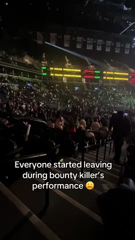 He was the headliner for the show 😩 y’all did bounty killer dirty omg #reggaefest #nyc #labordayweekend #jamaica 