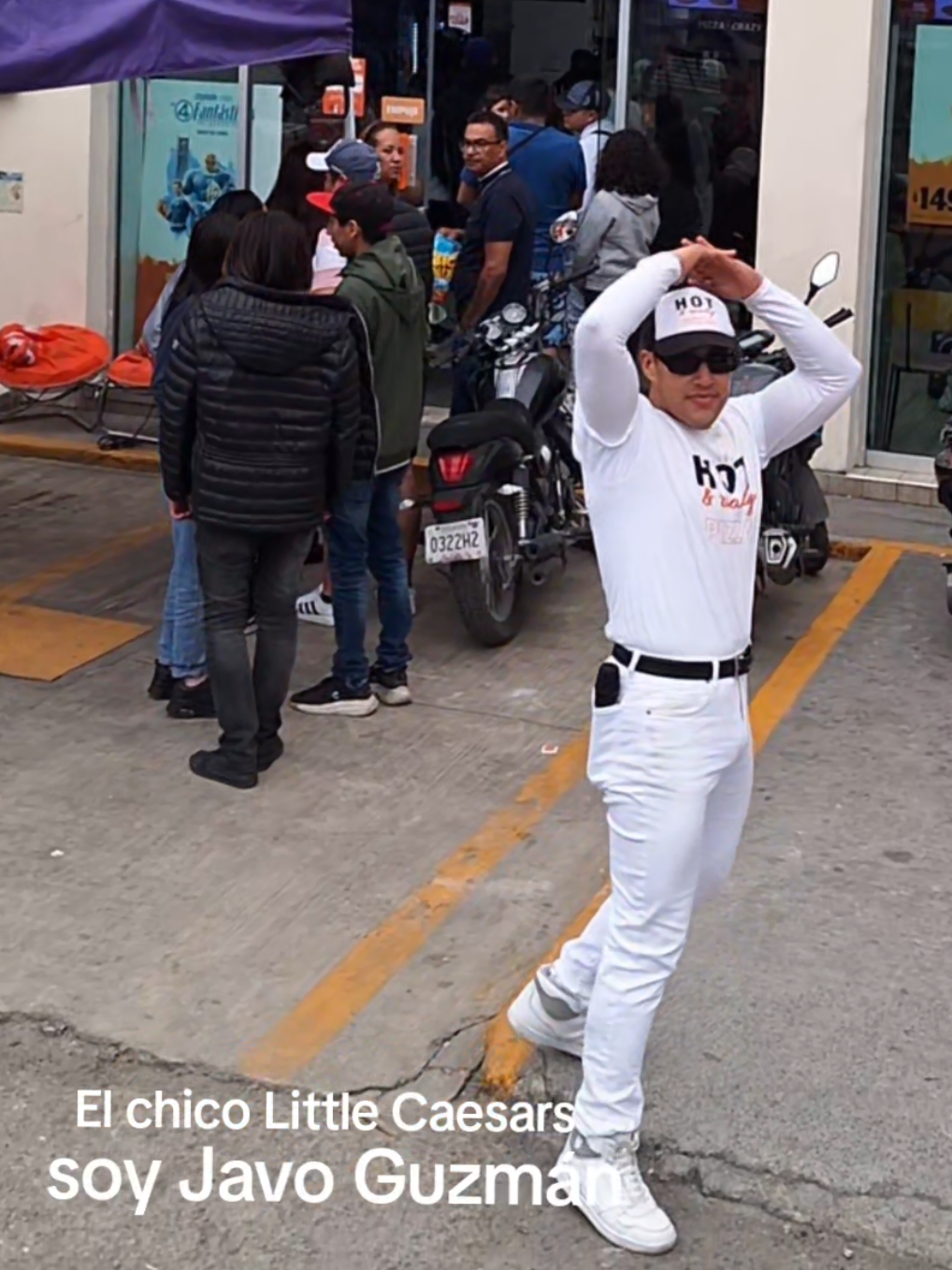 que pasa en Little Caesars?#SoyJavoGuzman #littlecaesars #trend #baile #eventos 