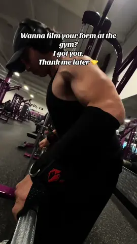 One of the best tools right now🔥 thank me later 🤝#gymaccessories #gym #GymTok #magneticphoneholder #fitnessequipment 