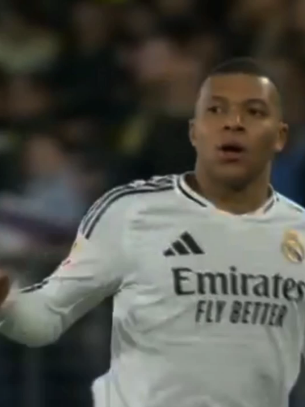 والله راح يتابعك وانته تحلف 🙈🔥#mbappe #real_madrid #foryoupage #fyp 