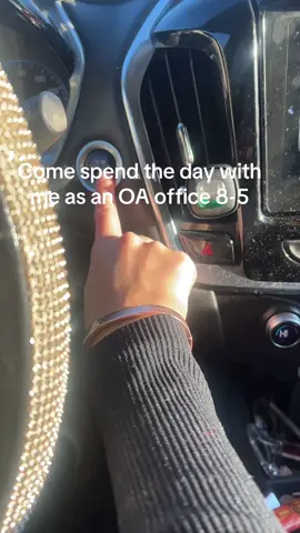 Day  in the offfie as the office administrator 