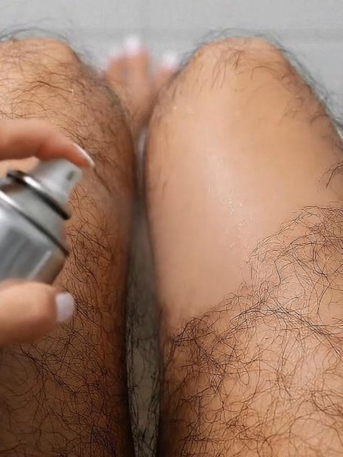 weird spray asmr #asmr #aiart #aiartcommunity #ai #spray