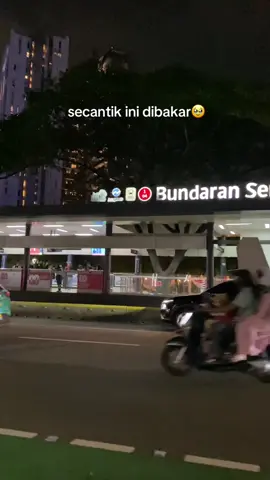 pdhl liat citylight jakarta sama halte2 nya secantik ini kenapa dibakar🥲 #citylight 