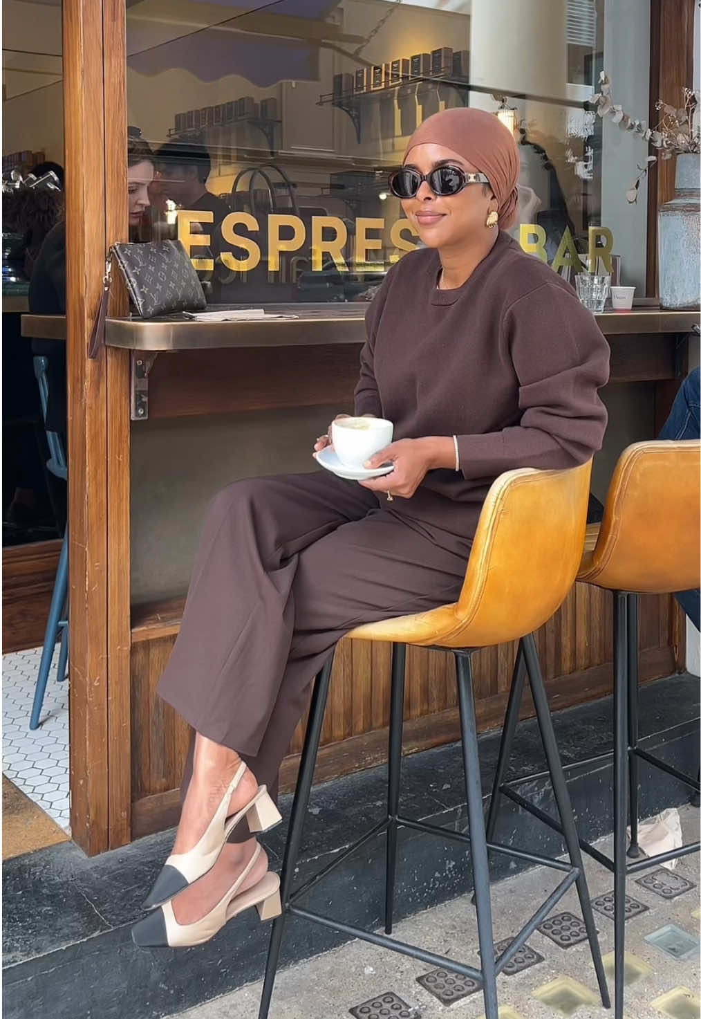 Every girl right now.. 🍂🤎☕️ #autumnoutfits #autumnstyle 