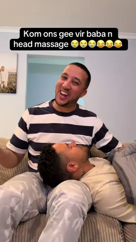 Maar hy het dan lekker gekry 😭😭😭😭😭😭😭 #keenanandtoufiq #husbandandhusband #couplescomedy #viralvideos #trendingvideo 