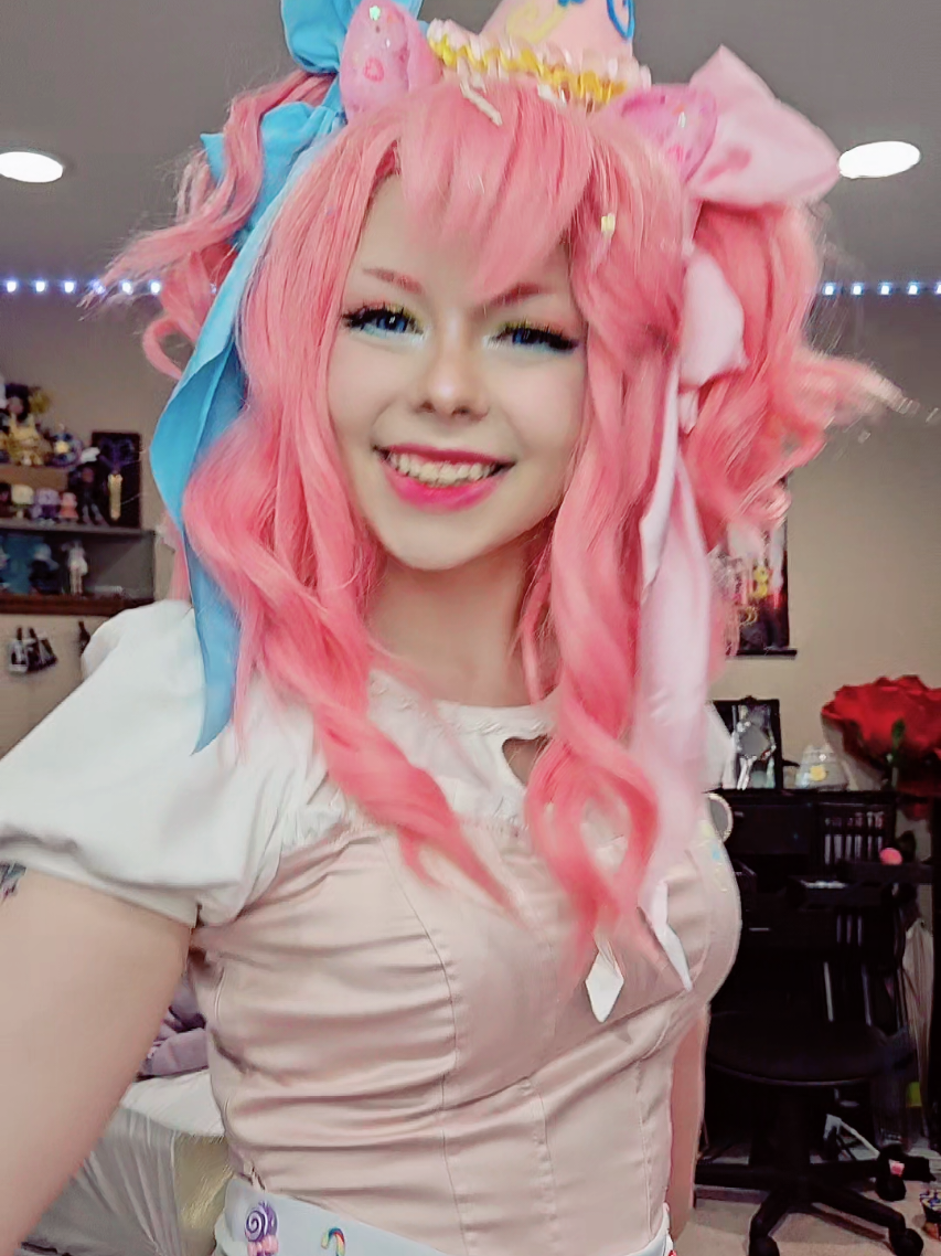 Had a late night burst of energy and got into pinkie pie again!! #mylittleponyfriendshipismagic #mylittlepony #pinkiepie  #pinkamenadianepie 