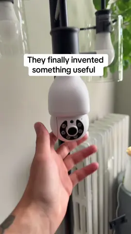Best invention ever #fyp #security #lightbulb #viral #lifehacks 