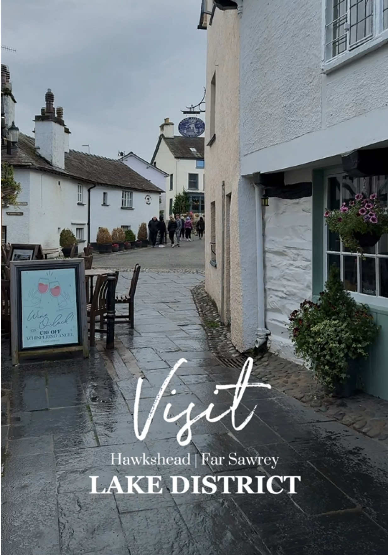 Visit TWO of the most charming villages in the Lake District - Hawkshead & Far Sawrey 🪿 Perfect for a day of wandering the cobble streets and soaking up the history. Here’s a guide to help you get the most out of your visit: Hawkshead: 📚 Tabitha Twitchit’s Bookshop – second-hand treasures inspired by Beatrix Potter 🍰 The Cake Shed – homemade bakes 🍪 Grasmere Gingerbread – the Lake District’s most famous treat 🥫 Hawkshead Relish Company – jams, chutneys & sauces to take home 🍦 Little Ice Cream Shop – 44 dreamy flavours to choose from 📖 Hawkshead Grammar School – where Wordsworth studied Far Sawrey: 🏡 Hill Top – Beatrix Potter’s 17th-century farmhouse & gardens 🔭 Claife Heights Viewing Station – mystical woodland trails & panoramic views over the famous Windermere Lake #lakedistrict #thelakes #tourism #thingstodo 