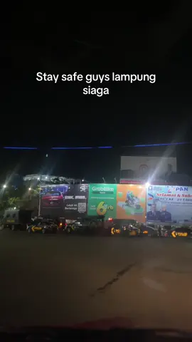 Kondisi terkini dibunderan gajah adipura bandar lampung #demo #dpr #keadilanharusditegakkan 