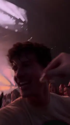 💛 @Shawn Mendes #shawnmendes #shawnmendesthetour #shawnmendesvideos 