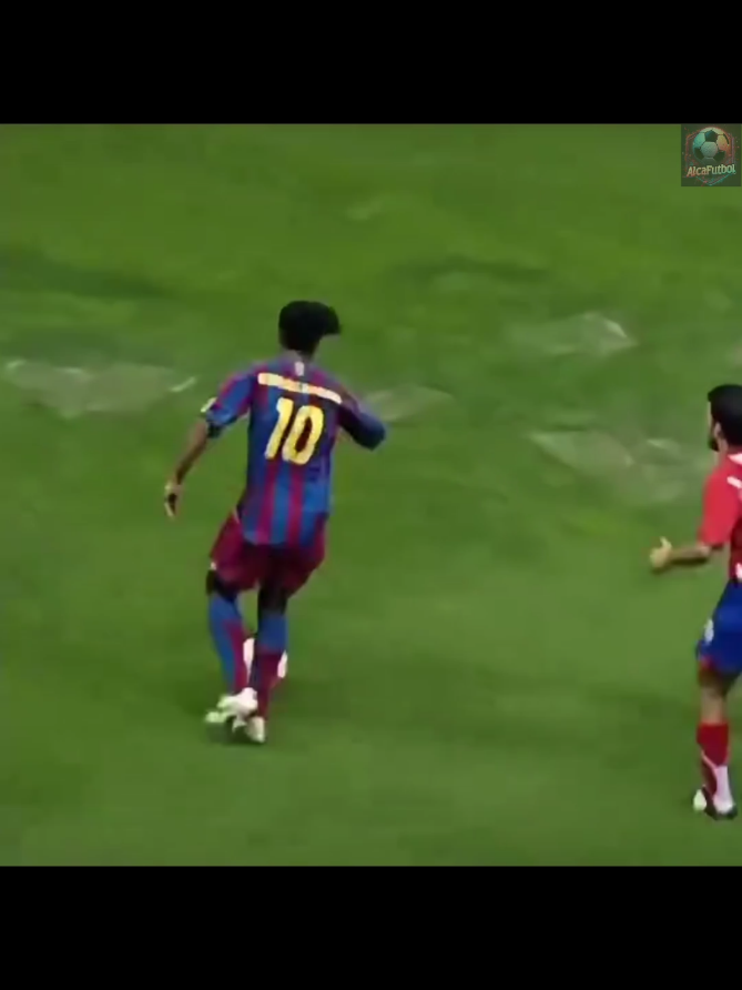Ronaldinho PRIME 🇧🇷🔥 #ronaldinho #skills #futbol⚽️ #fpy #michaeljackson 