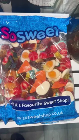 Sooo sweet sweeties 😍 #sweettooth #uksweets #picknmix #sweeties #fizzysweets 