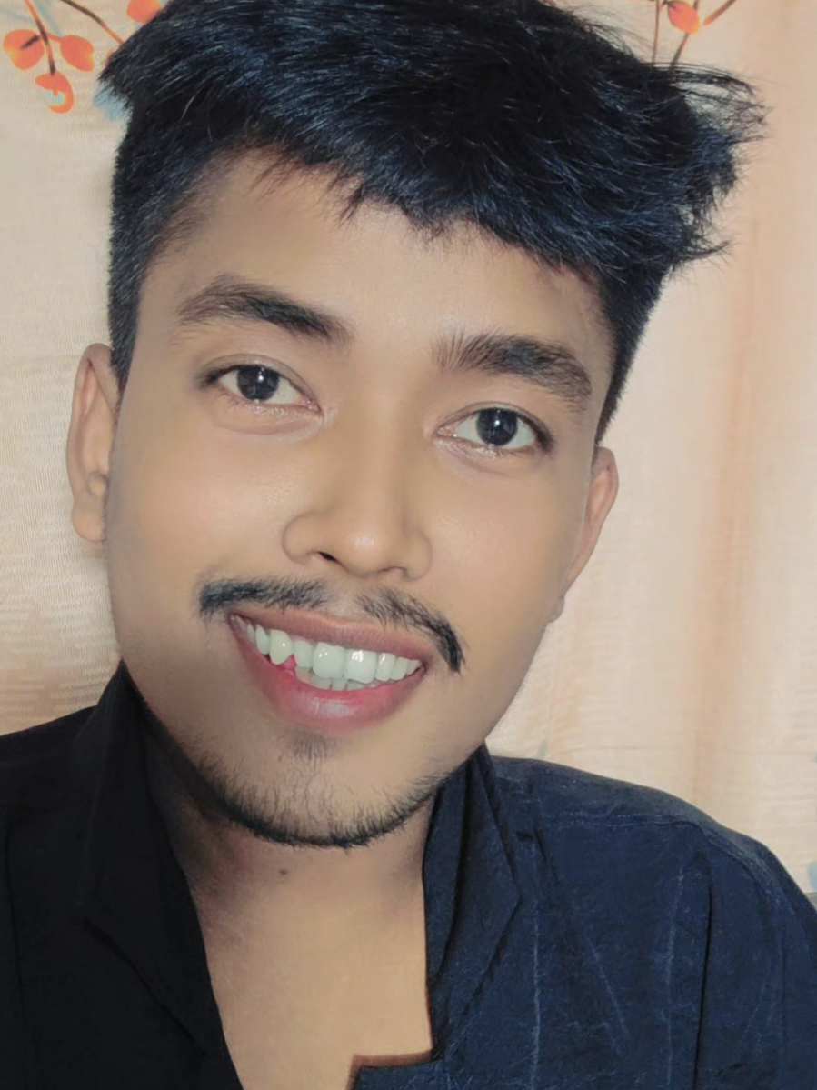 তোমায় একটু না দেখলে হায়🥰🥰