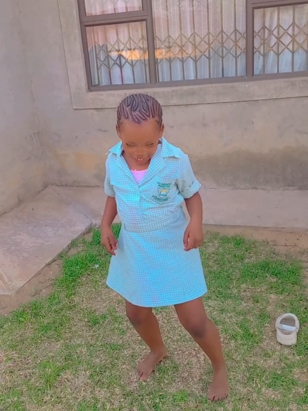 Ayngo 6 eksen 😅🔥. #dancechallenge #fyp #sama28 #kamomphela #trend 