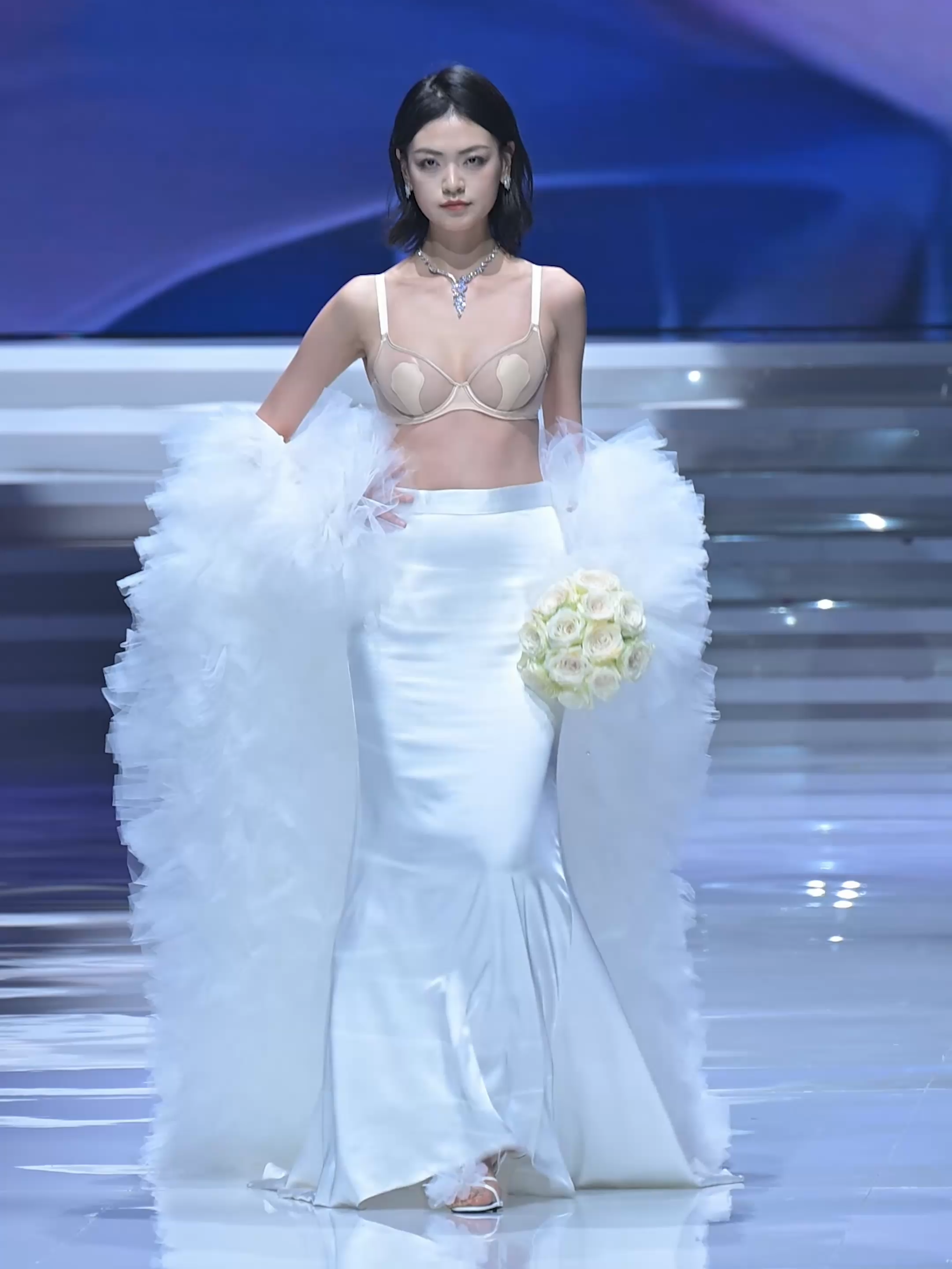 284#fyp #4k #underwearmodels #lingeriemodels #beauties #modelshoot #runwaymodels #modelswalk #lingerieshow #内衣 #Runway #内衣模特