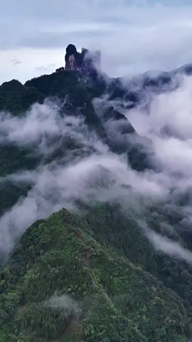 A magia da vida rural em vilas antigas Vida no campo, Vida rural, Vídeo de paisagens de vilas antigas, Misteriosa Xiangxi #PaisagensRurais #VilarejosAntigos #MisteriosaXiangxi #viraltiktok #tiktok 
