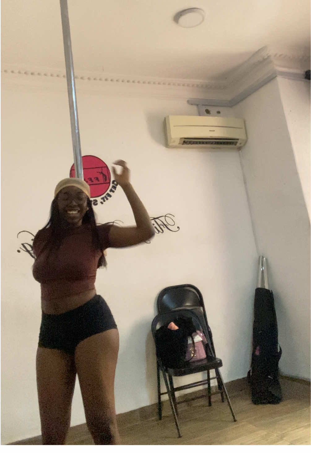 Pole dancing class with @Chill with Jess the other dayy 