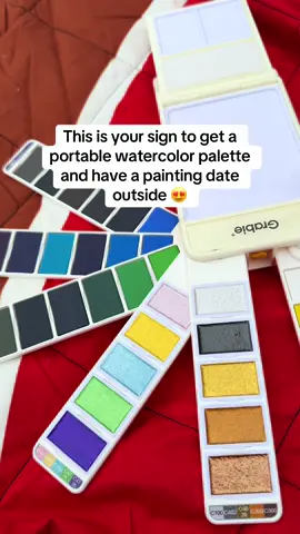 What a fun date day! This is such an amazing watercolor kit #dateideas #falldates 