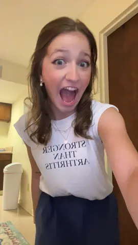 Pt.3 dress YOUR part!  Even when you have “required” pieces to wear there’s still a way to make them YOURS! Remember your worth is more than Greek letters and happy recruitment!  #philanthropy #arthritisfoundation #OOTD #recruitment #happyday 