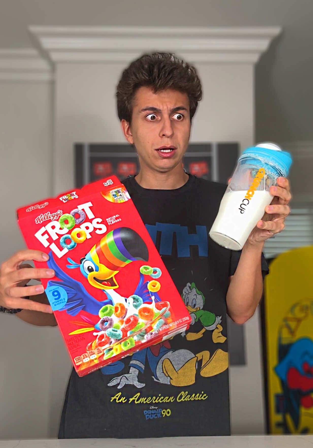 Breakfast… IN A CUP?! 🥣😳 via: @Viral & Useful Product Finds #cereal #food #DIY #LifeHack #review 