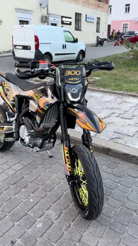 #kovimax300 #supermoto 