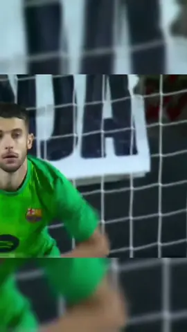 Joan Garcia what a save 🤯#joangarcia #joangarcia #today #goalkeeper #fcbarcelona #fyp #