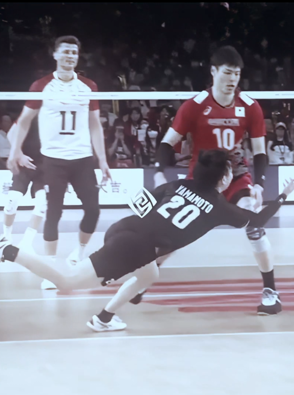 yamamoto is everywhere!! | dt @ducky US fr | ac @BZMCU | everythinf mine | #yamamototomohiro #libero #volleyballjapan #monozaul 