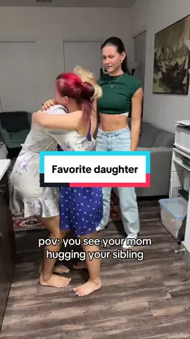Guess who the favorite daughter is 🙄 #sisters #gymmotivation #GymLife #meme #funny 
