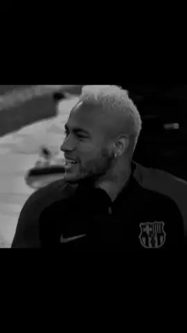 نيمار دا سيلفا 🇧🇷🥲#نيمار_الساحر_البرازيلي🇧🇷 #برشلونة_اكثر_من_مجرد_نادي❤💙 #كره_القدم #دوري_ابطال_اوروبا 