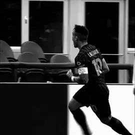 10. | #lautaromartinez #futebol #edit 