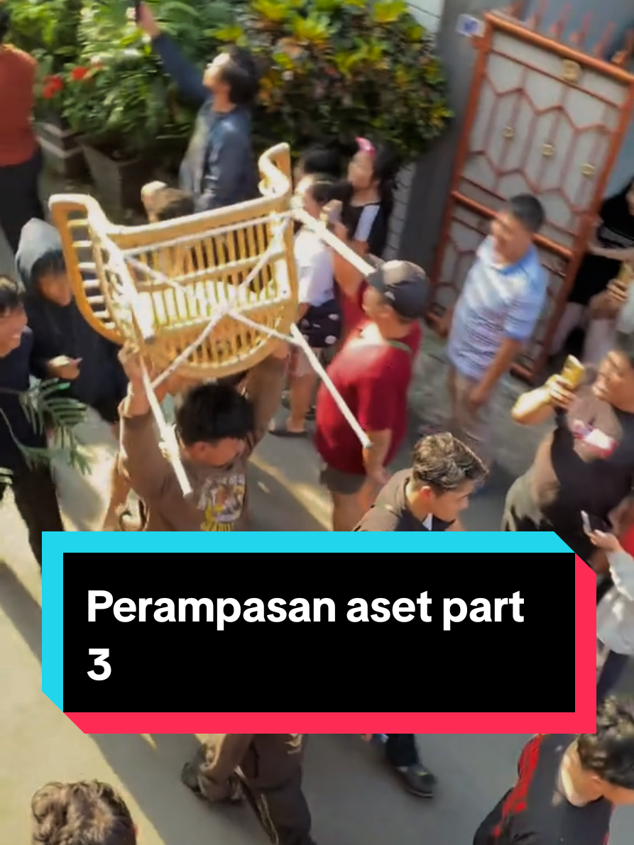 Perampasan aset part 3 #viral #ahmadsahroni #bubarkandpr #brimob #demodpr 