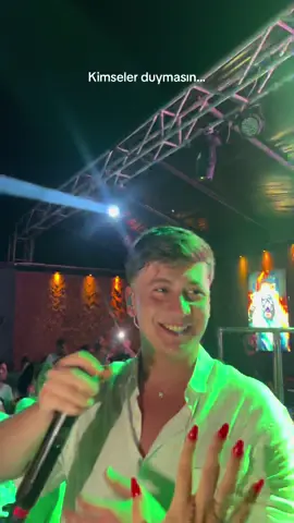 @p0izi Bi yerde denk gelirsek bakma öyle otur şöyle…#keşfet #poizi #mersin 